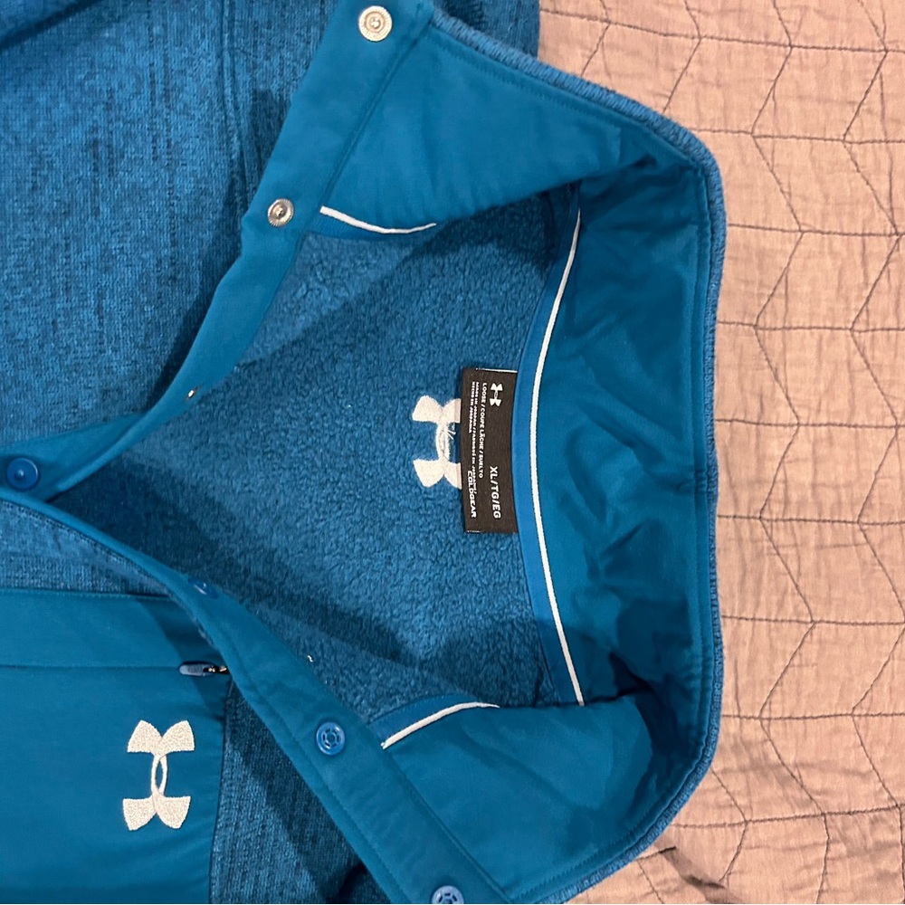 Under Armour Mens Blue Sweater